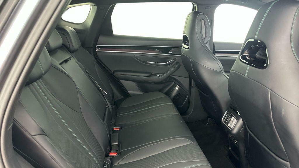 Byd Seal U 1.5 Dm-i Awd Design Black #12