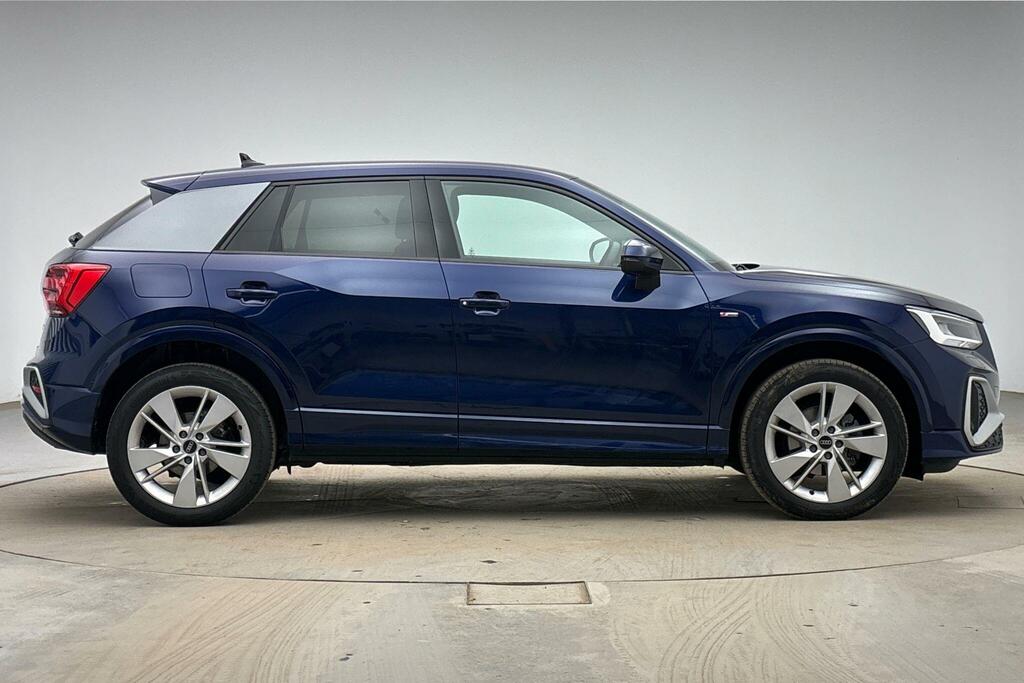 Audi Q2 S Line 35 Tfsi 150 Ps S Tronic Blue #4