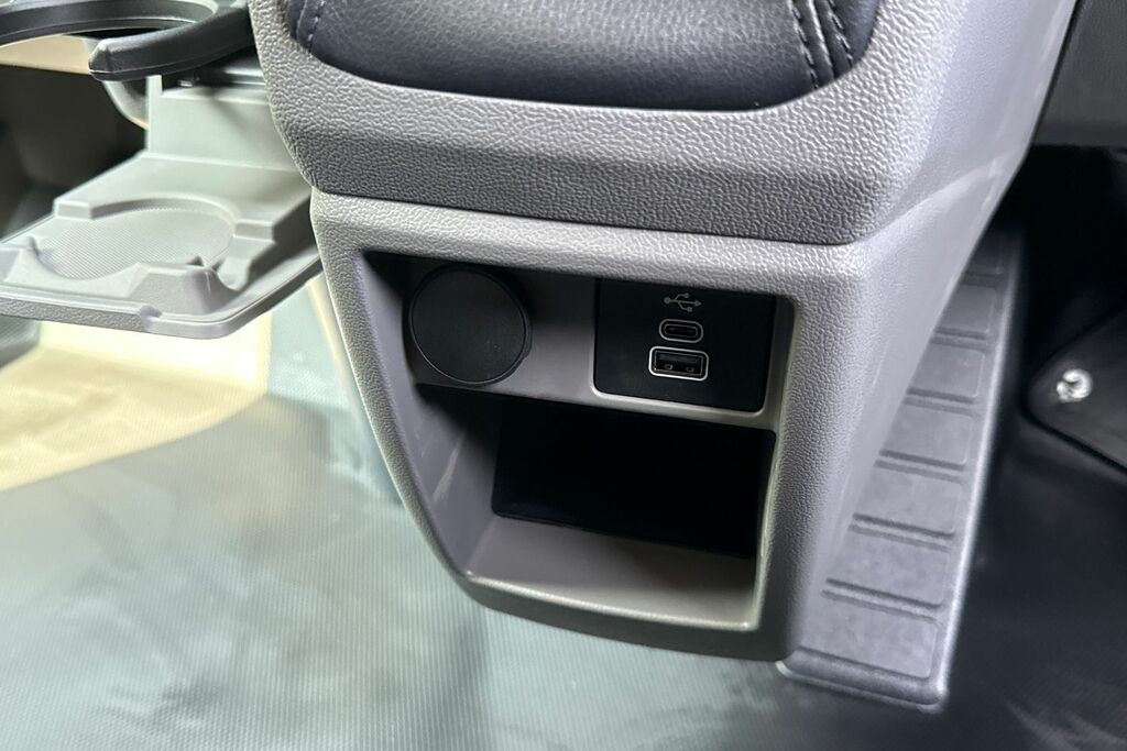 Volkswagen Transporter 2.0 Tdi 150 Commerce Pro Van  #45