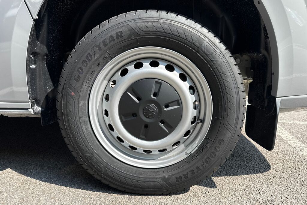 Volkswagen Transporter 2.0 Tdi 150 Commerce Pro Van  #11