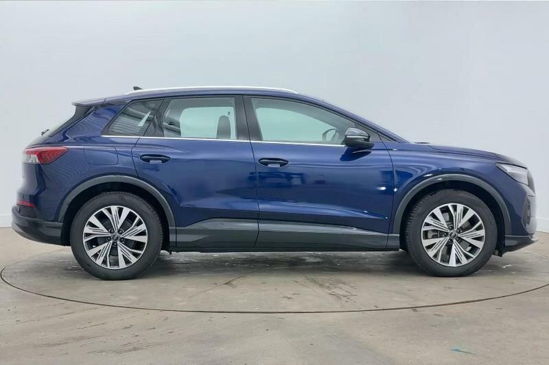 Audi Q4 E Tron 150Kw 40 63Kwh Sport Leather Blue #4