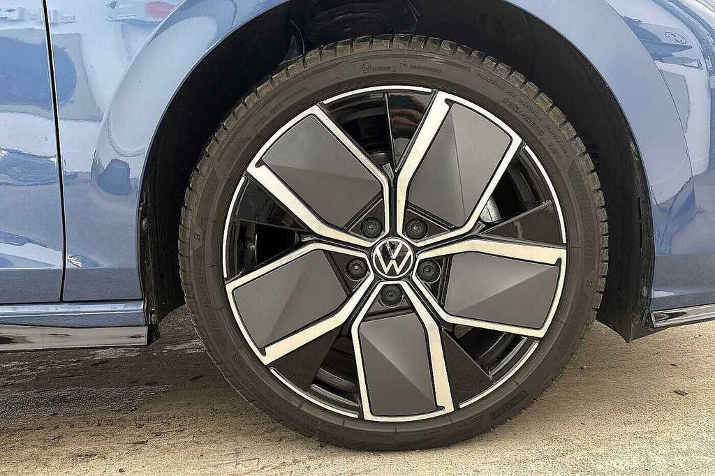 Volkswagen Golf 2.0 Tdi 150 Black Edition Dsgdcc, Pan Roof, Blue #5