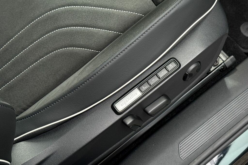 Volkswagen ID.5 210Kw Tech Pro 77Kwh Black #34