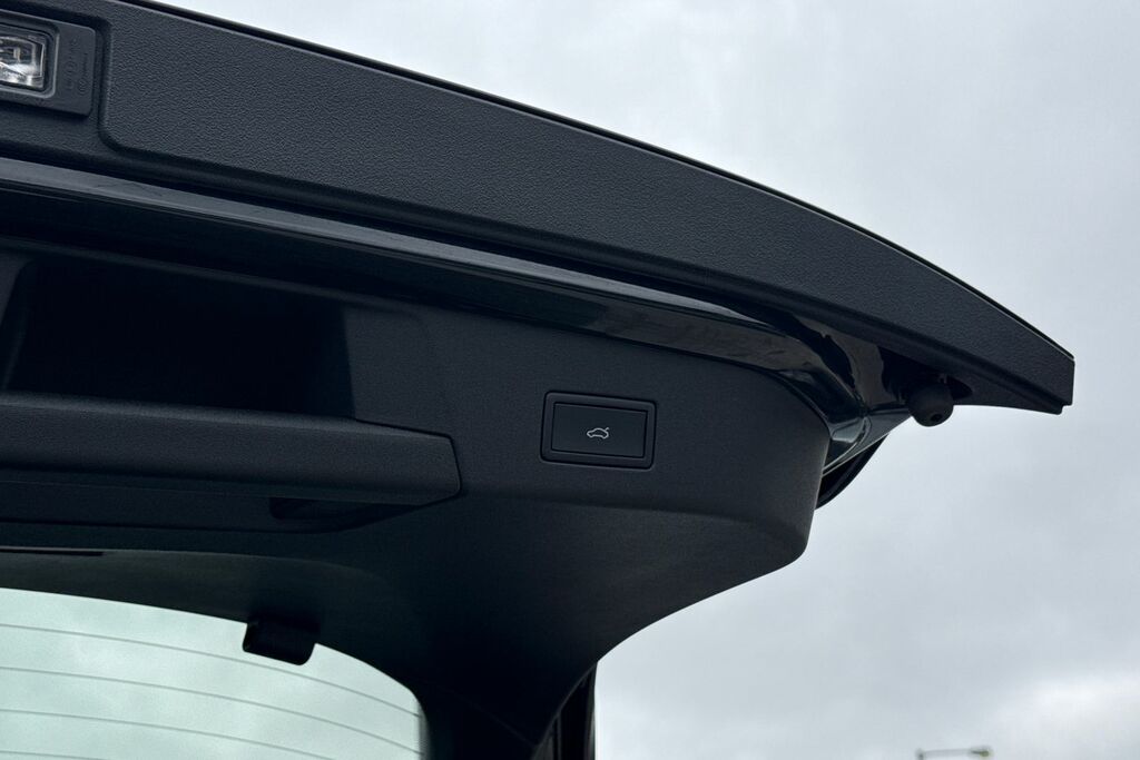 Volkswagen ID.5 210Kw Tech Pro 77Kwh Black #30
