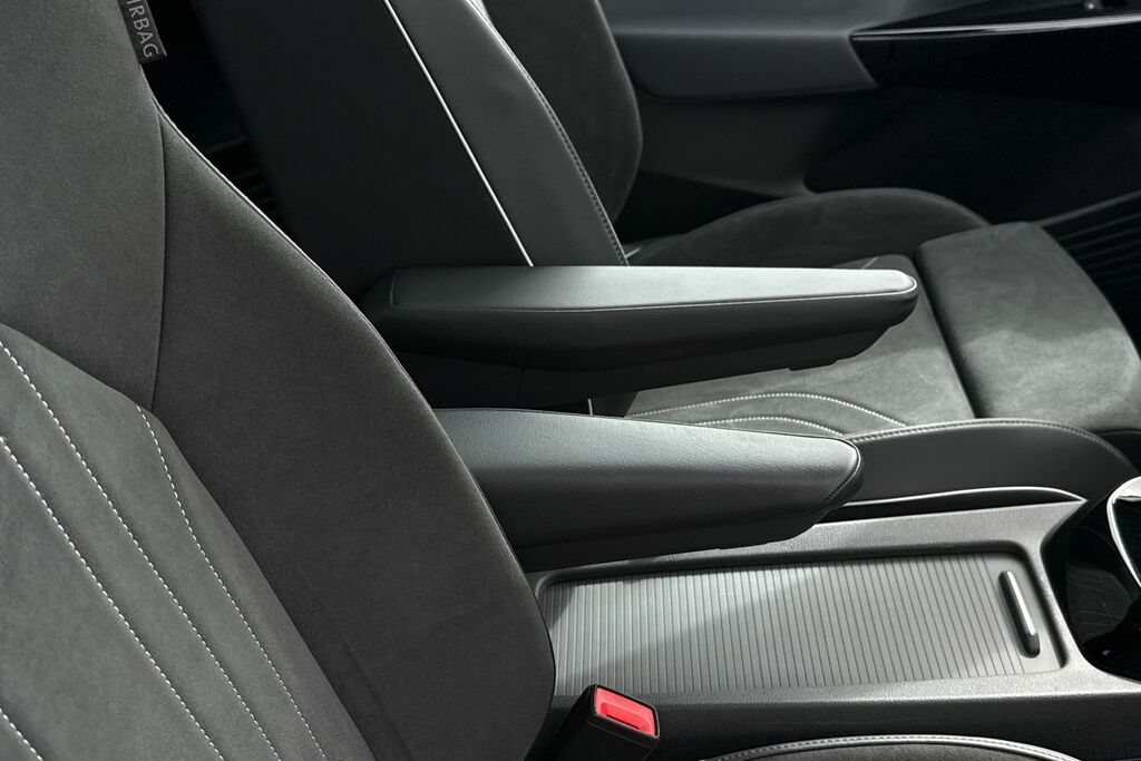 Volkswagen ID.5 210Kw Tech Pro 77Kwh Black #33