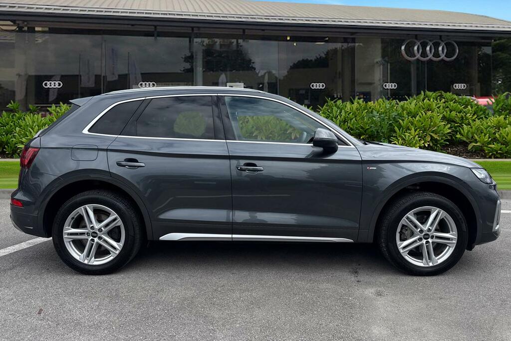 Audi Q5 S Line 40 Tdi Quattro 204 Ps S Tronic WU73NRL Grey #3