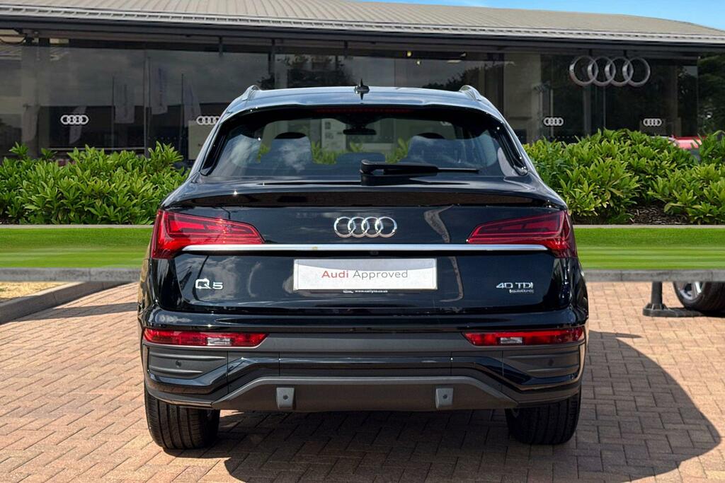 Audi Q5 My23.5 Sport 40 Tdi Quattro 204 Ps S Tronic Black #4