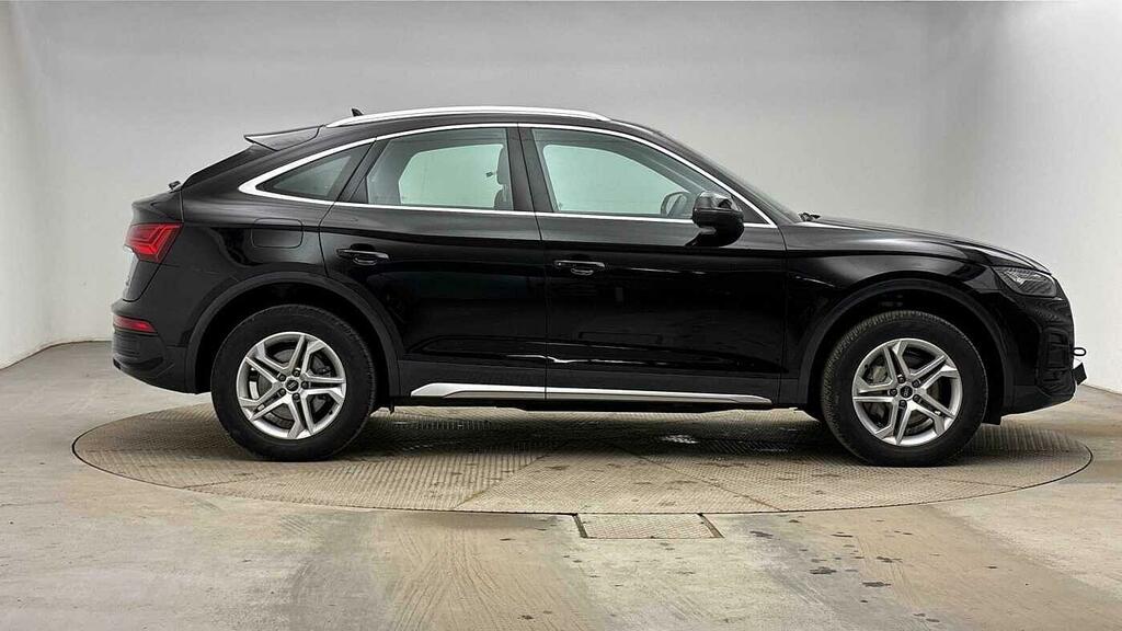 Audi Q5 My23.5 Sport 40 Tdi Quattro 204 Ps S Tronic Black #4