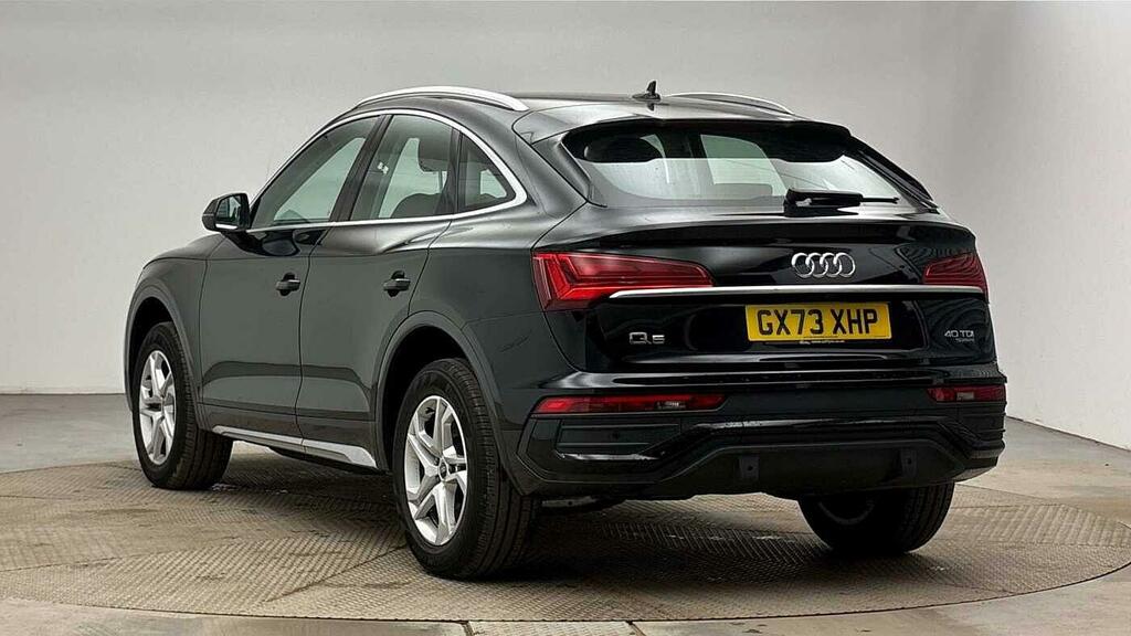 Audi Q5 My23.5 Sport 40 Tdi Quattro 204 Ps S Tronic Black #3