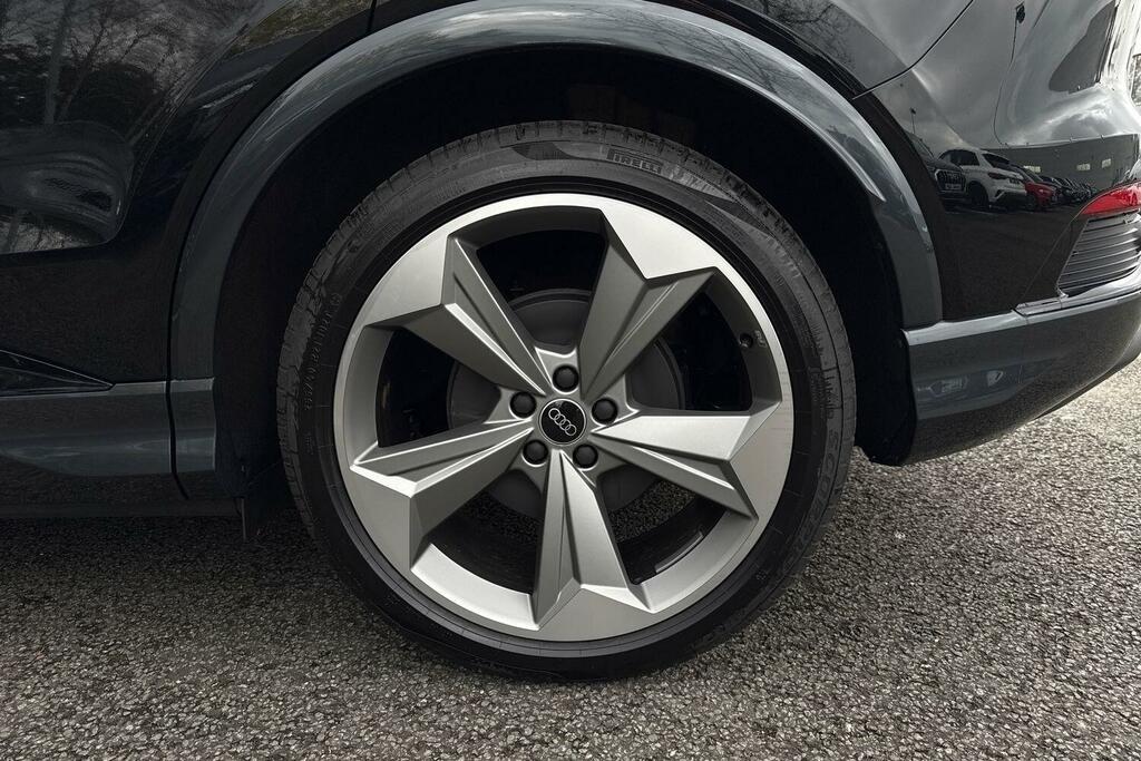 Audi Q4 E Tron 210Kw 45 82Kwh Black Edition Grey #14