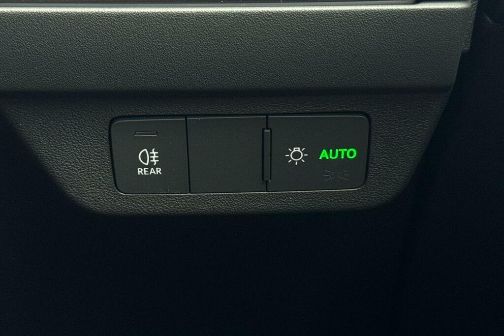 Audi Q4 E Tron 210Kw 45 82Kwh Black Edition Grey #44