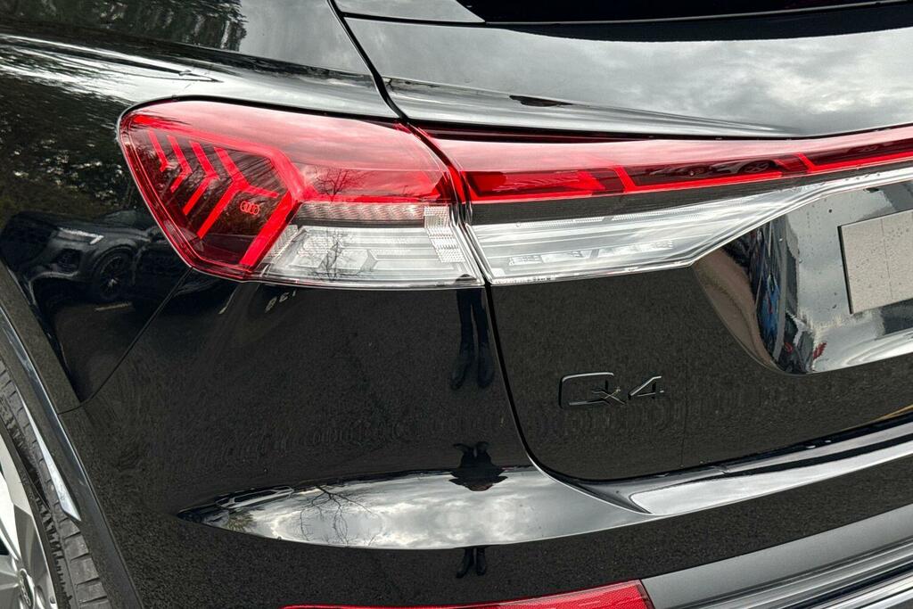 Audi Q4 E Tron 210Kw 45 82Kwh Black Edition Grey #28