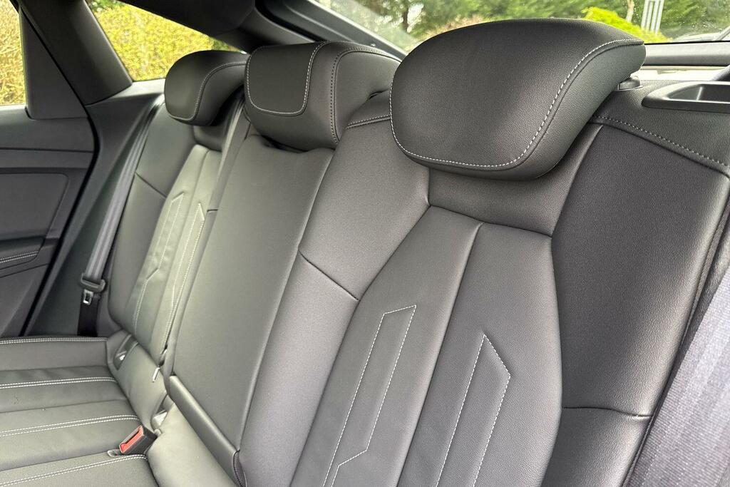 Audi Q4 E Tron 210Kw 45 82Kwh Black Edition Grey #9
