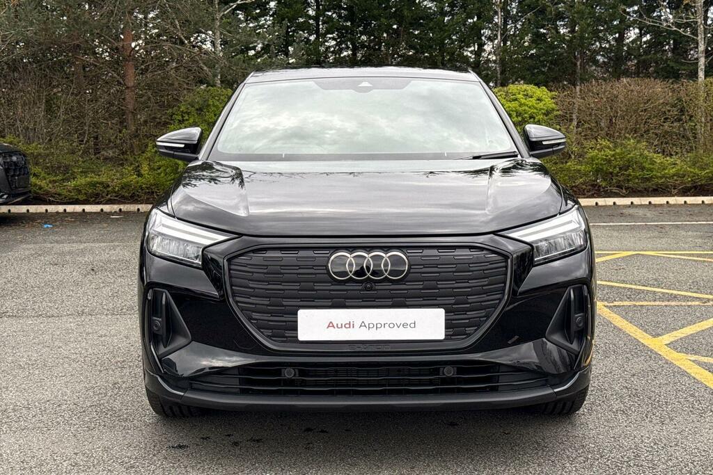 Audi Q4 E Tron 45 Black Edition Sportback Quattro 82Kwh Black #2