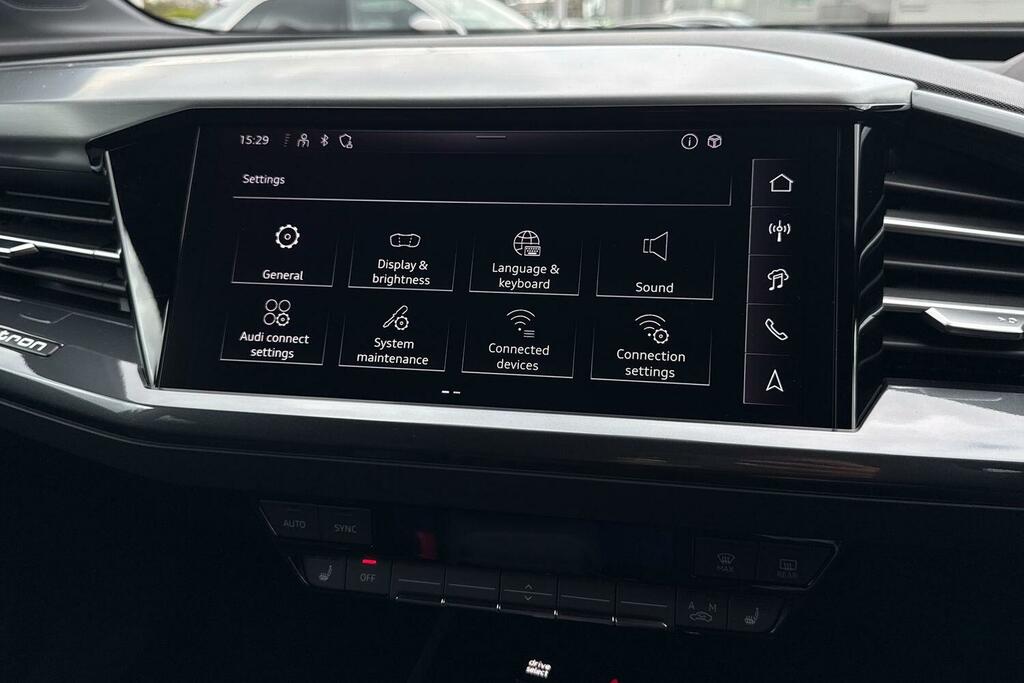 Audi Q4 E Tron 210Kw 45 82Kwh Black Edition Grey #41