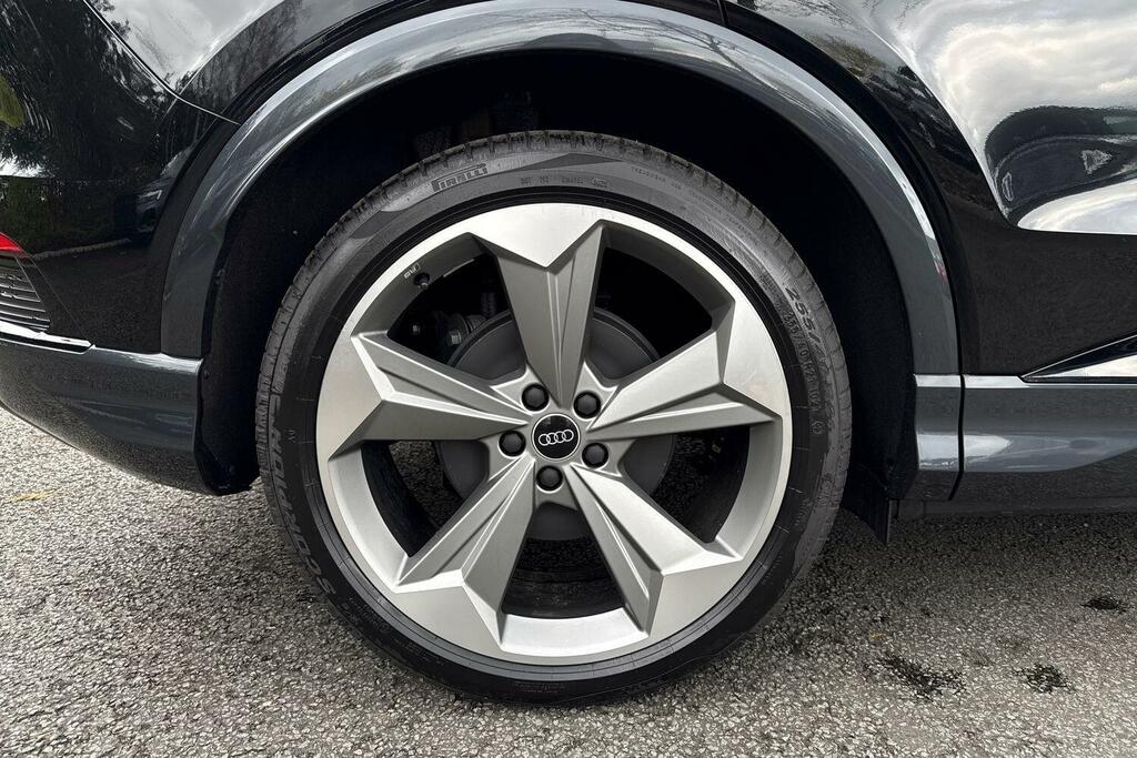 Audi Q4 E Tron 210Kw 45 82Kwh Black Edition Grey #13