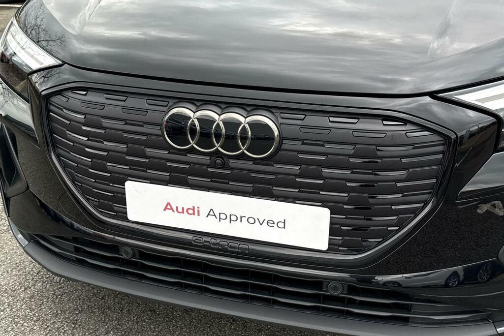 Audi Q4 E Tron 210Kw 45 82Kwh Black Edition Grey #56