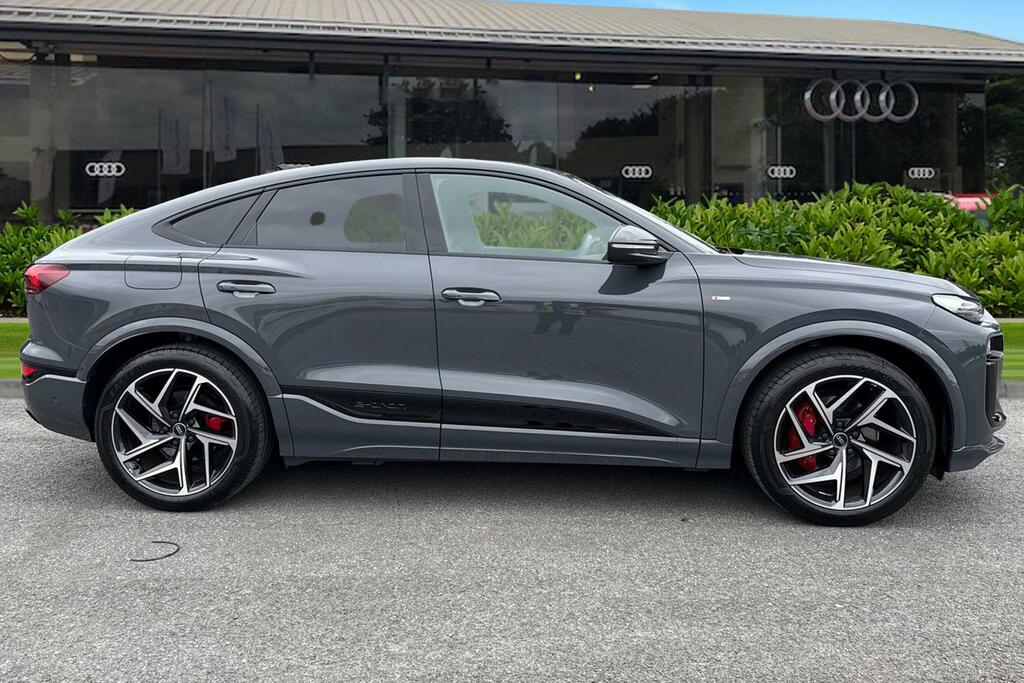 Audi Q6 E-Tron Q6 Sportback Edition 1 E-tron Performance 225,00 K Grey #3