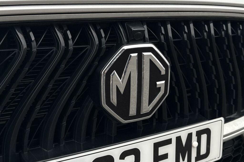 MG HS 1.5 T-gdi Trophy Euro 6 Ss Black #24