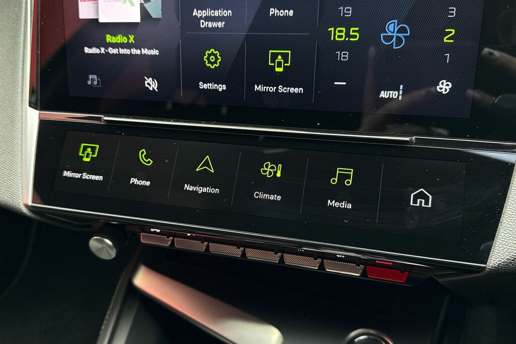 Peugeot 408 Fastback 1.2 Puretech Gt E Black #54