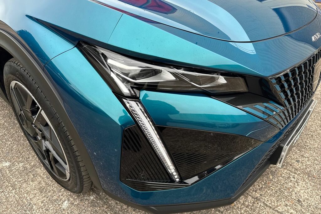 Peugeot 408 Fastback 1.2 Puretech Gt E Black #8