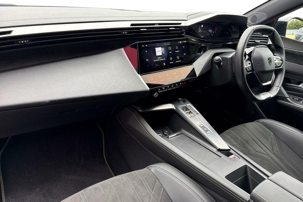 Peugeot 408 Fastback 1.2 Puretech Gt E Black #14