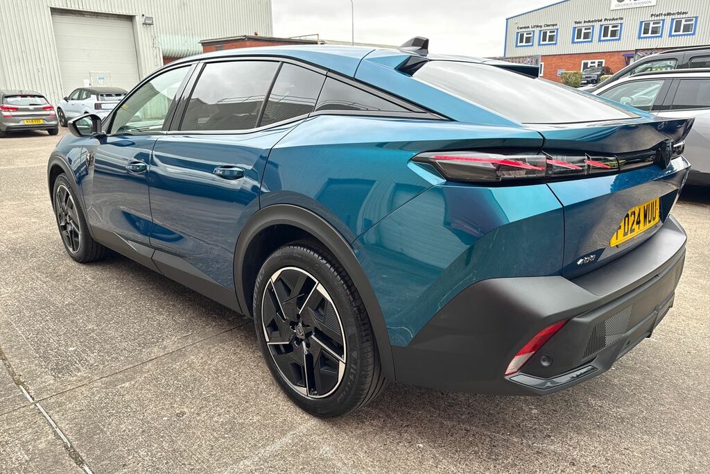 Peugeot 408 Fastback 1.2 Puretech Gt E Black #29