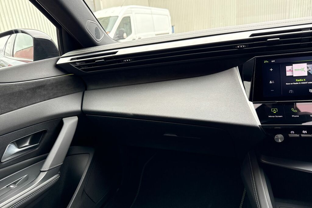Peugeot 408 Fastback 1.2 Puretech Gt E Black #19