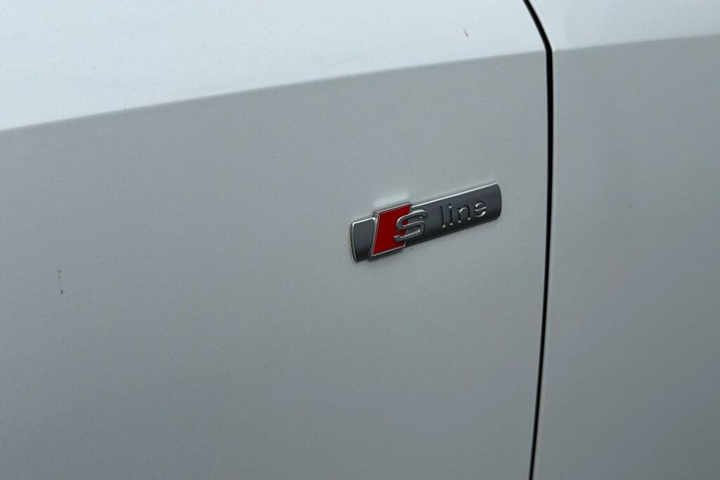 Audi Q3 1.5 Tfsi Cod 35 Edition 1 Sportback S Tronic Grey #32