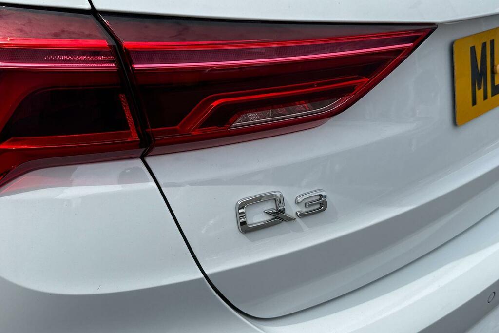 Audi Q3 1.5 Tfsi Cod 35 Edition 1 Sportback S Tronic Grey #25