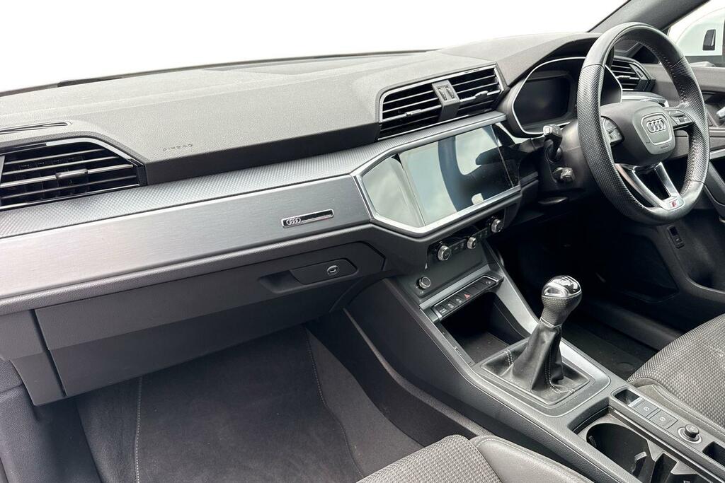 Audi Q3 35 Tfsi S Line White #2