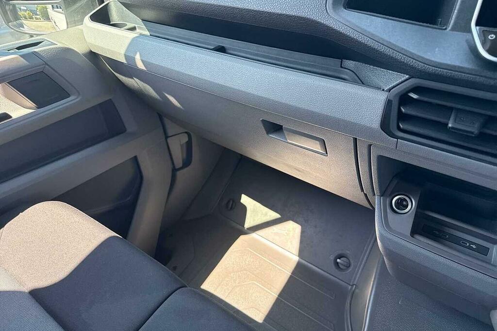 Volkswagen Crafter 2.0 Tdi Cr35 Commerce Panel Van #14