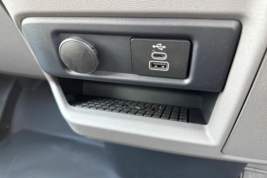 Volkswagen Transporter 2.0 Tdi 150 Commerce Pro Van Grey #38