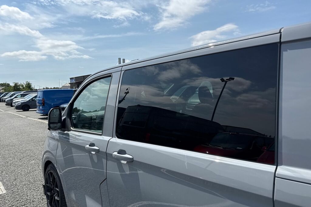 Volkswagen Transporter 2.0 Tdi 150 Commerce Pro Van Grey #27