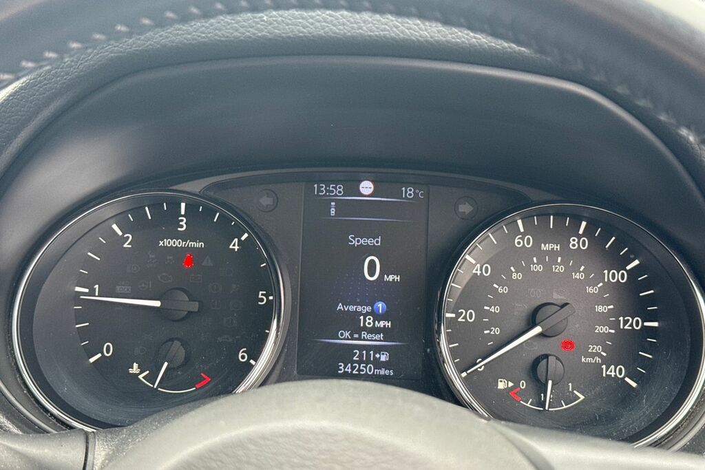 Nissan X-Trail Tekna Black #25