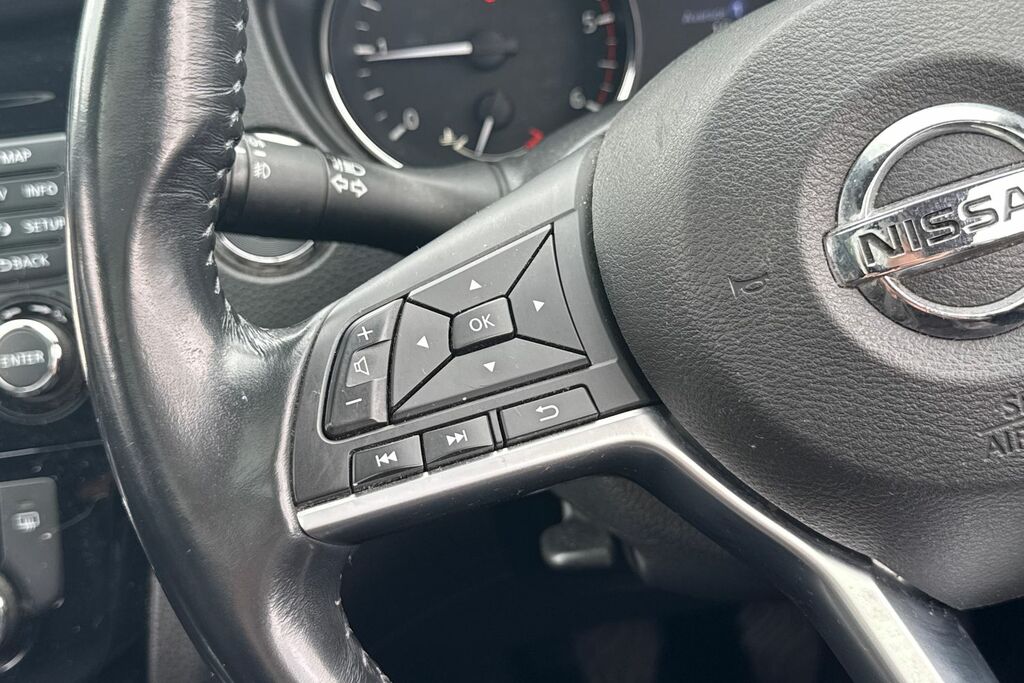 Nissan X-Trail Tekna Black #24