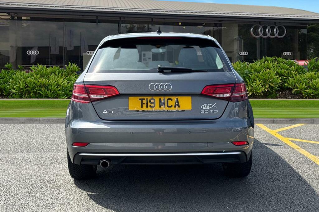 Audi A3 Sport 30 Tdi 116 Ps S Tronic Grey #4