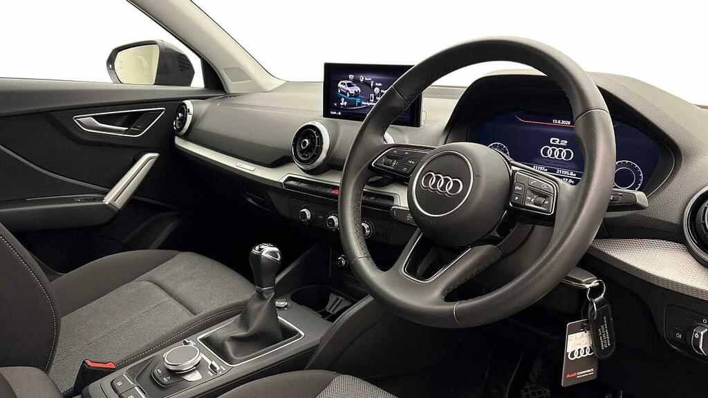 Audi Q2 35 Tfsi Sport Grey #6