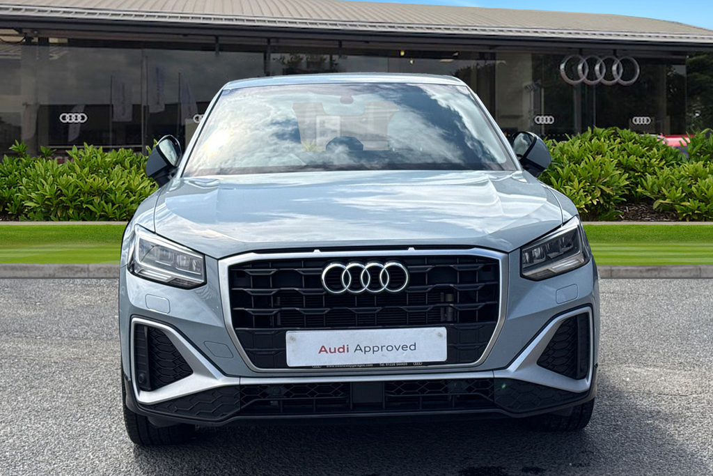 Audi Q2 S Line 35 Tfsi 150 Ps S Tronic Grey #5