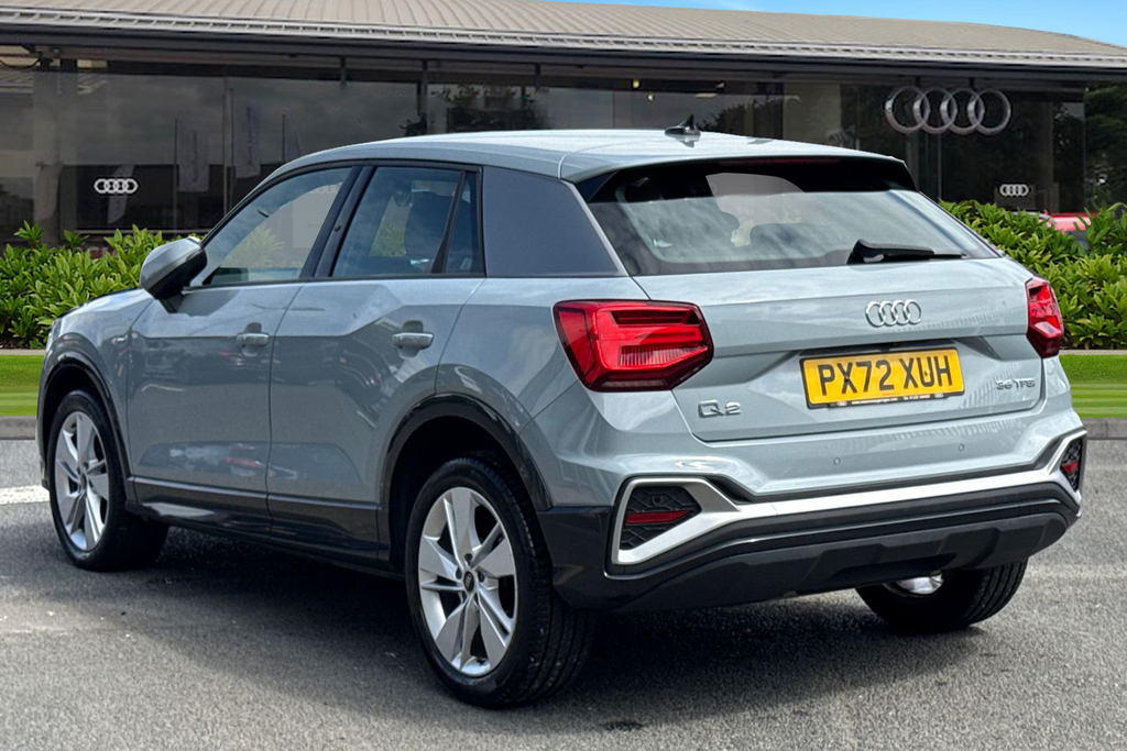 Audi Q2 S Line 35 Tfsi 150 Ps S Tronic Grey #2