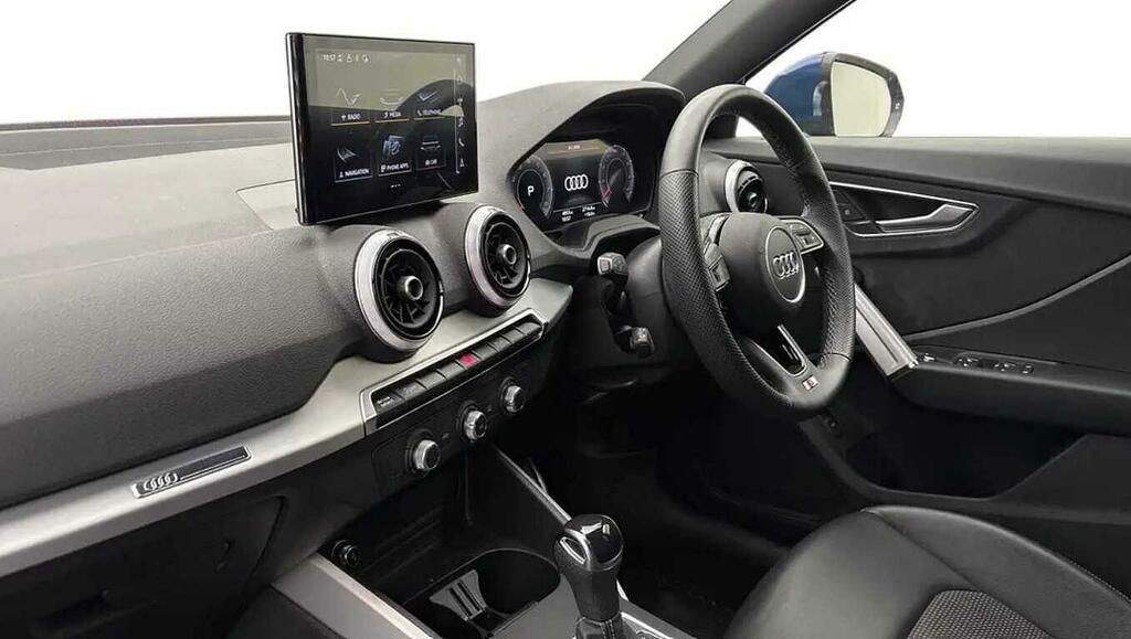 Audi Q2 S Line 35 Tfsi 150 Ps S Tronic Blue #2