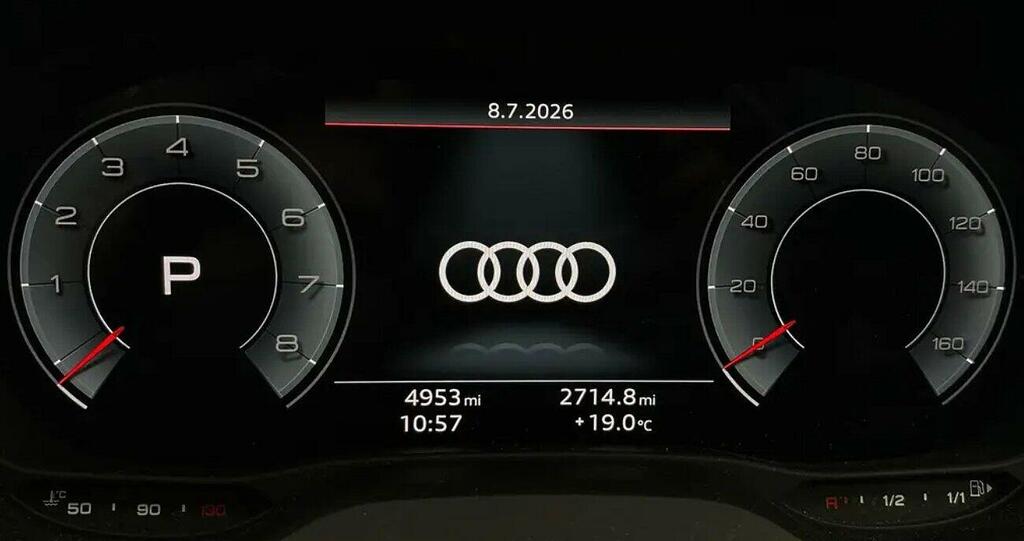 Audi Q2 35 Tfsi S Line S Tronic Silver #9