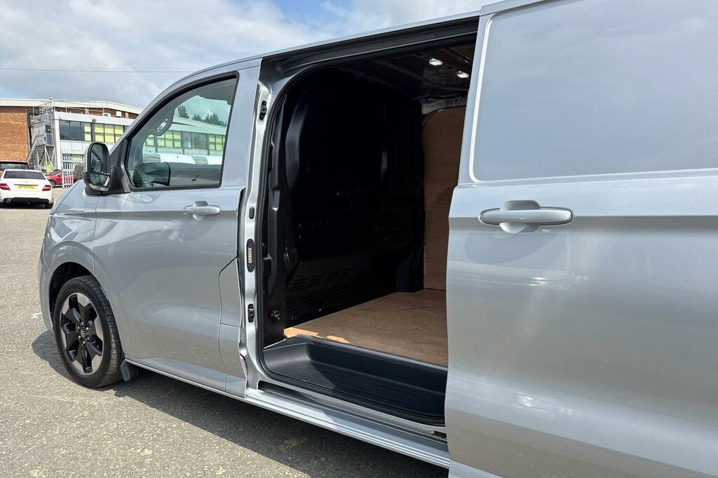 Volkswagen Transporter 2.0 Tdi 150 Commerce Plus Van White #35