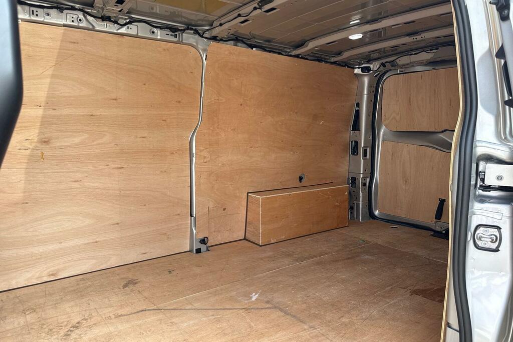 Volkswagen Transporter 2.0 Tdi 150 Commerce Plus Van White #13