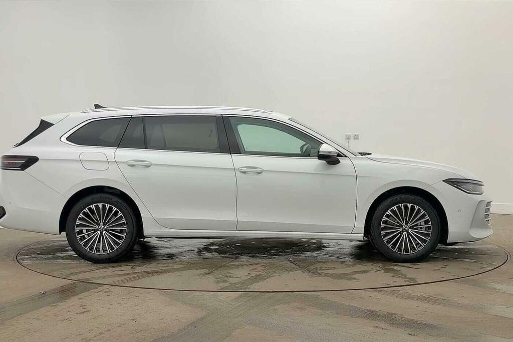 Volkswagen Passat 1.5 Tsi Ehybrid Elegance Dsgdelivery Mileage White #4