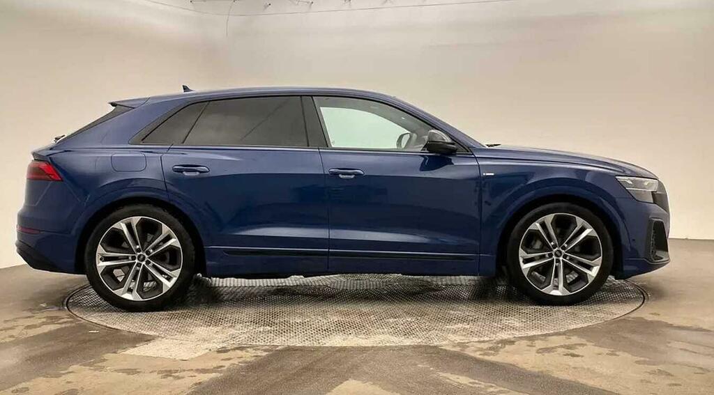 Audi Q8 Suv Black Edition 55 Tfsi Quattro 340 Ps Tiptronic Blue #4