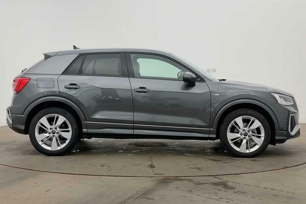 Audi Q2 30 Tfsi 116 S Line Grey #4