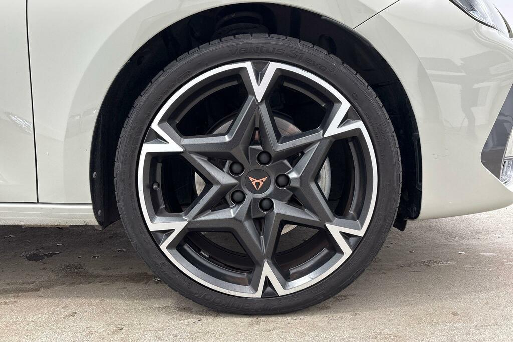 Cupra Leon 1.5 Tsi 150 V2 Grey #5