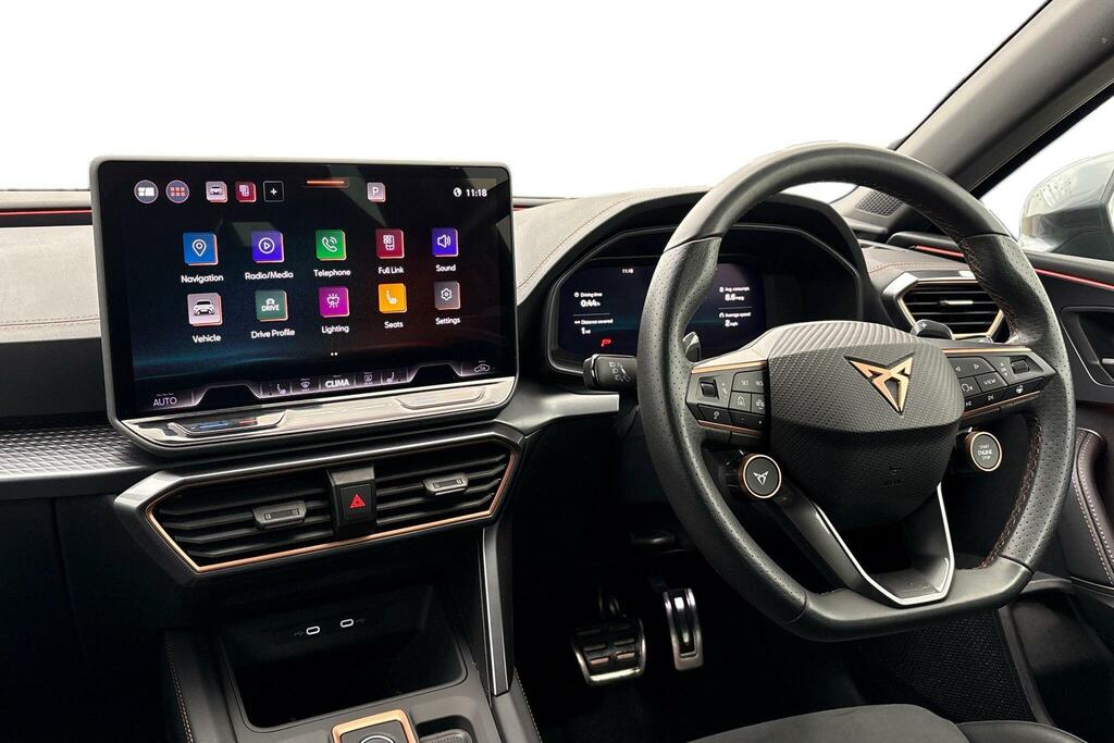 Cupra Leon 1.5 Etsi 150 V2 Dsg Black #2