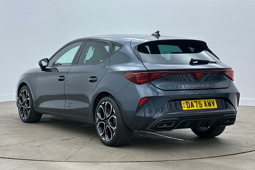 Cupra Leon 1.5 Etsi 150 V2 Dsg Grey #3